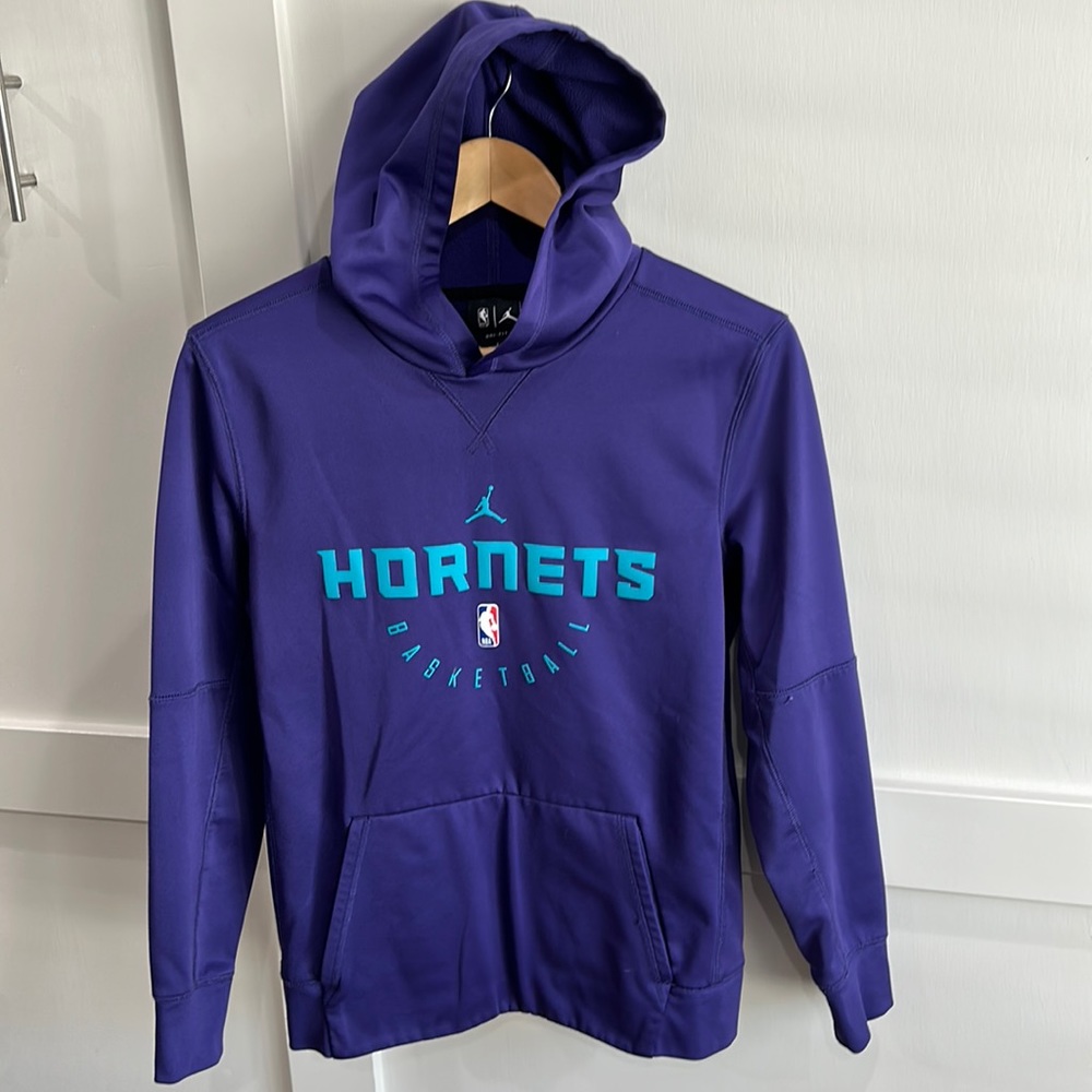 Jordan - NBA Dri Fit - Charlotte Hornets Youth Large Hoodie